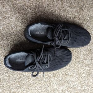 Women's Allbirds TR Tree Runners Jet Black with Black Sole Sneakers Size 9